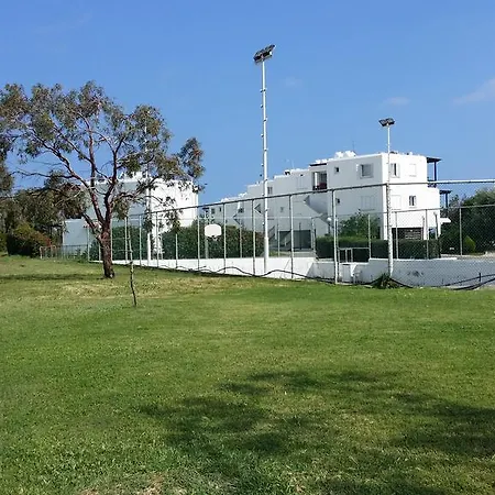 Apartament Yialos *