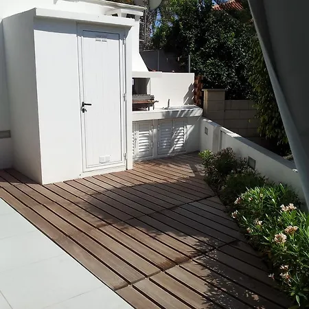 Yialos Apartament *
