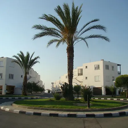 Yialos Holiday Apartments
