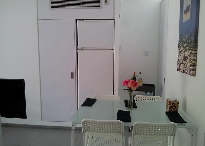 Yialos ペリヴォリア