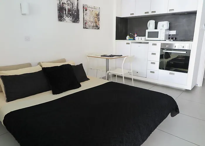 Yialos ペリヴォリア